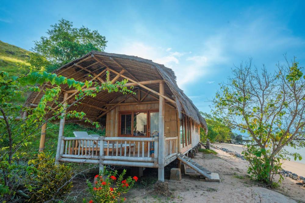 Komodo Resort Sebayur Kültér fotó