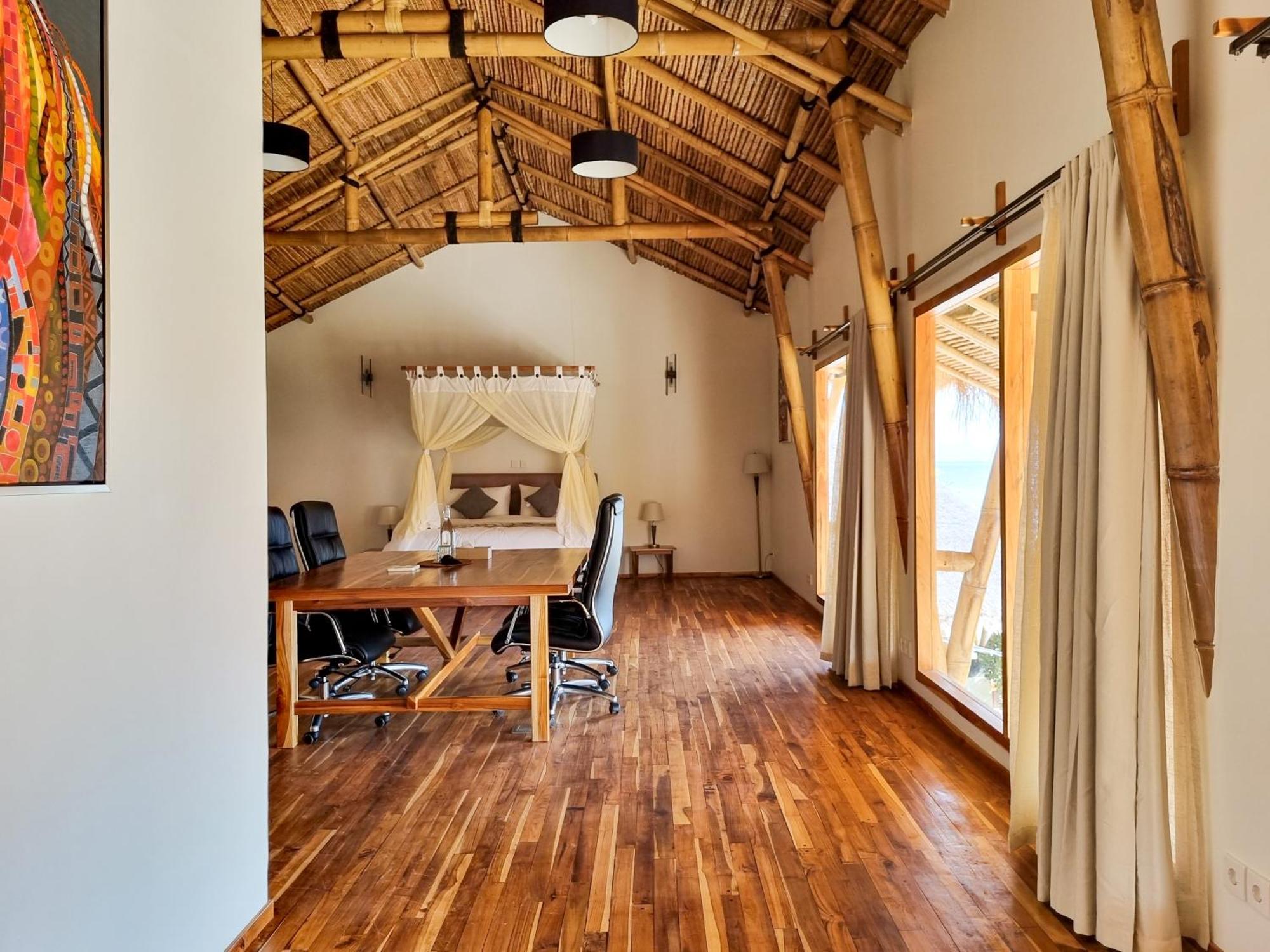 Komodo Resort Sebayur Kültér fotó