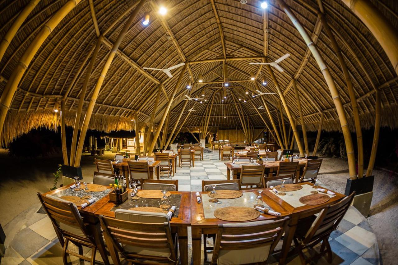 Komodo Resort Sebayur Kültér fotó